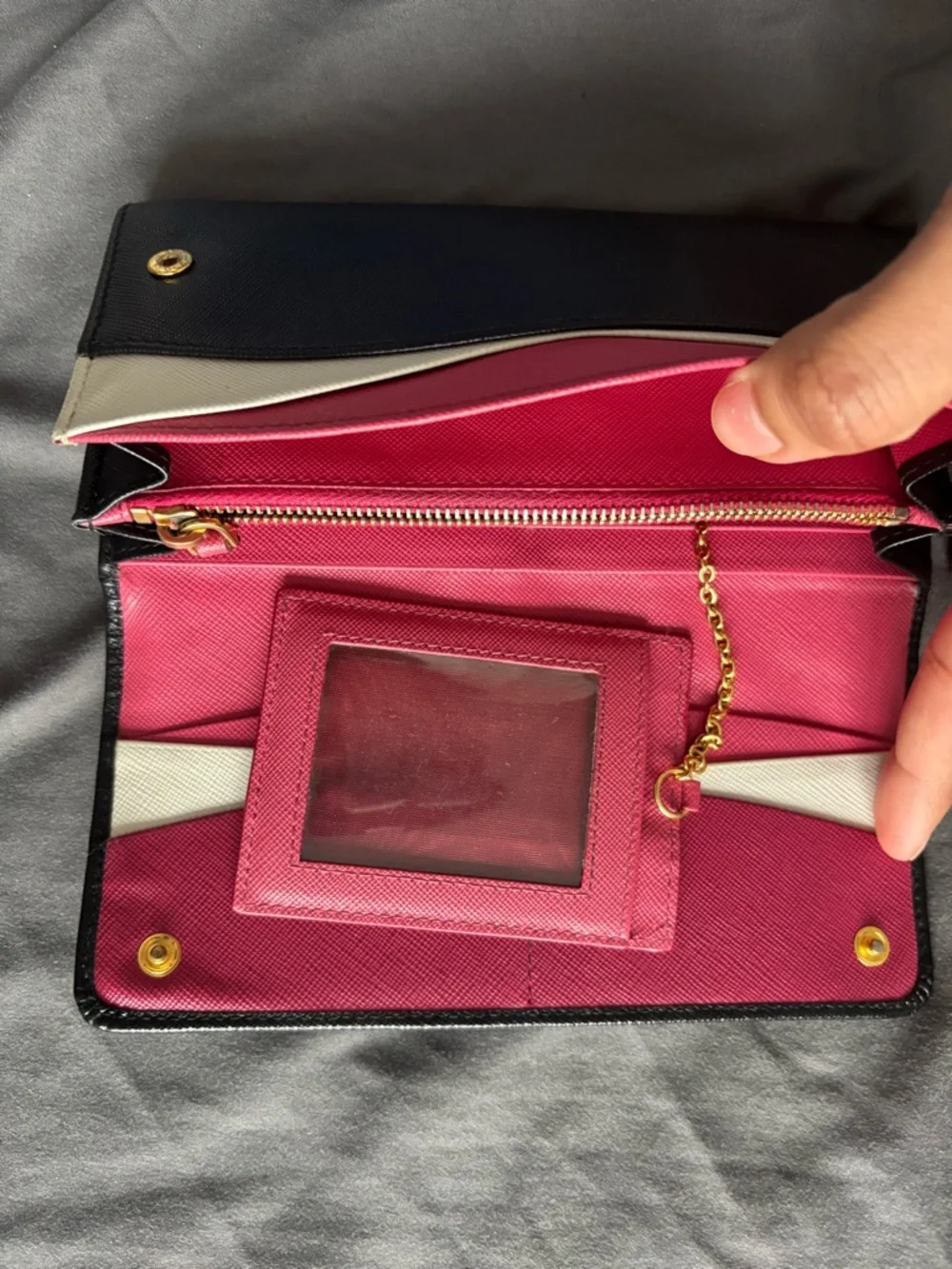 Prada wallet - Picture 4 of 9